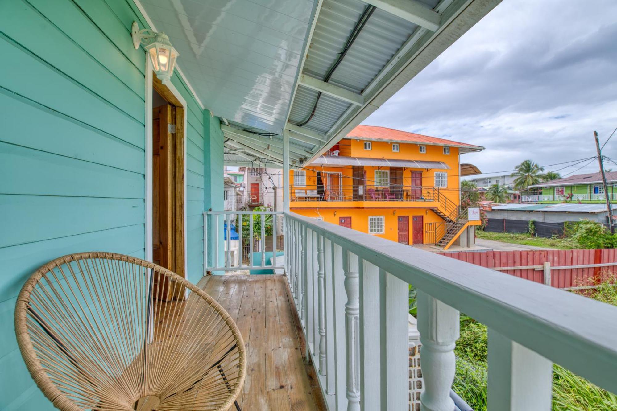 Bambuda Bocas Town Exterior foto