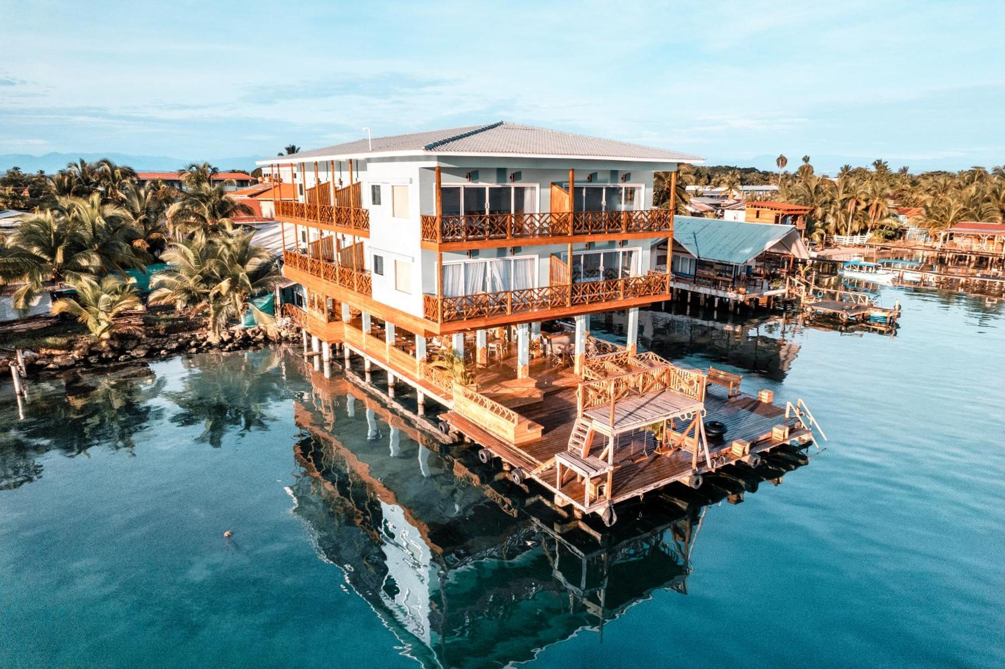 Bambuda Bocas Town Exterior foto